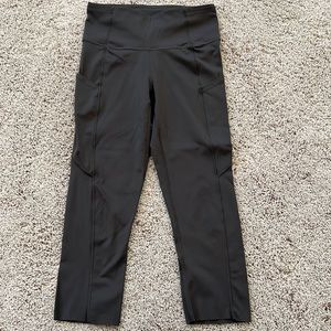 Lululemon Fast and Free High Rise Crop 19” (dark army green)